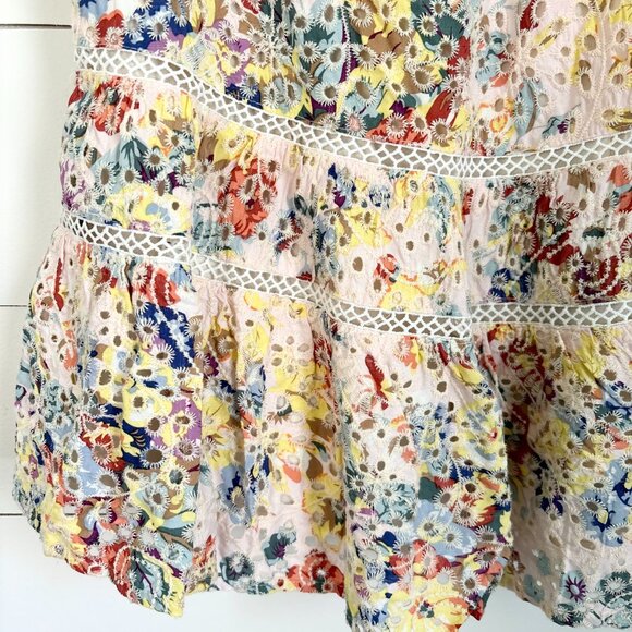 En Saison tiered baby doll eyelet floral top with little cap sleeves - Picture 3 of 6